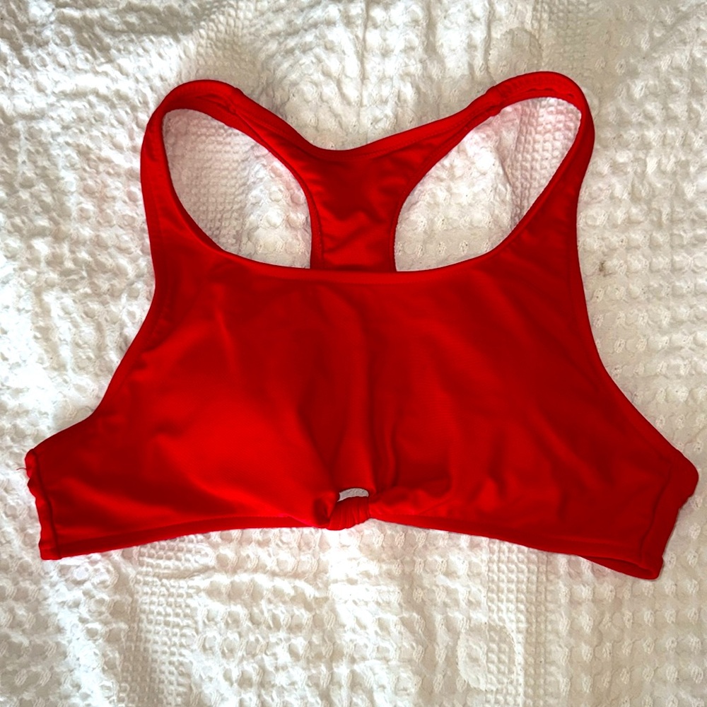 No boundaries red swim suit top. Size large.